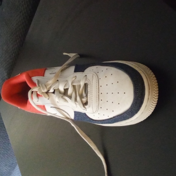 Air force 1 - Picture 2 of 2